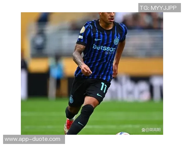 齐沃现场指挥风格独特提前喊接球球员与绰号互动引关注 齐沃现场指挥风格独特提前喊接球球员与绰号互动引关注