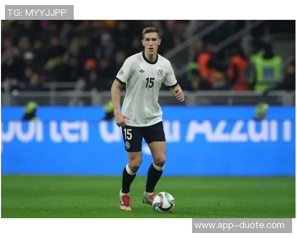 施洛特贝克与多特续约进展缓慢拜仁皇马或成新东家 施洛特贝克与多特续约进展缓慢拜仁皇马或成新东家